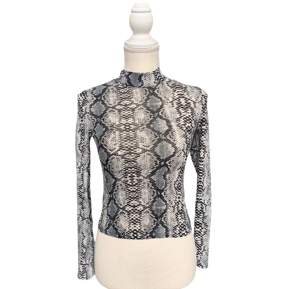 SHEIN Animal Print Turtle Neck